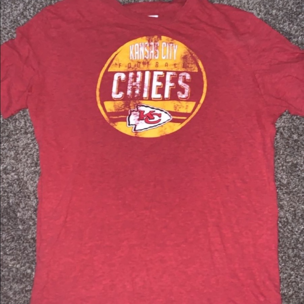 KC CHIEFS T SHIRT